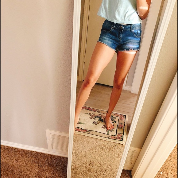 Bootiful babe - Picture 4 of 4